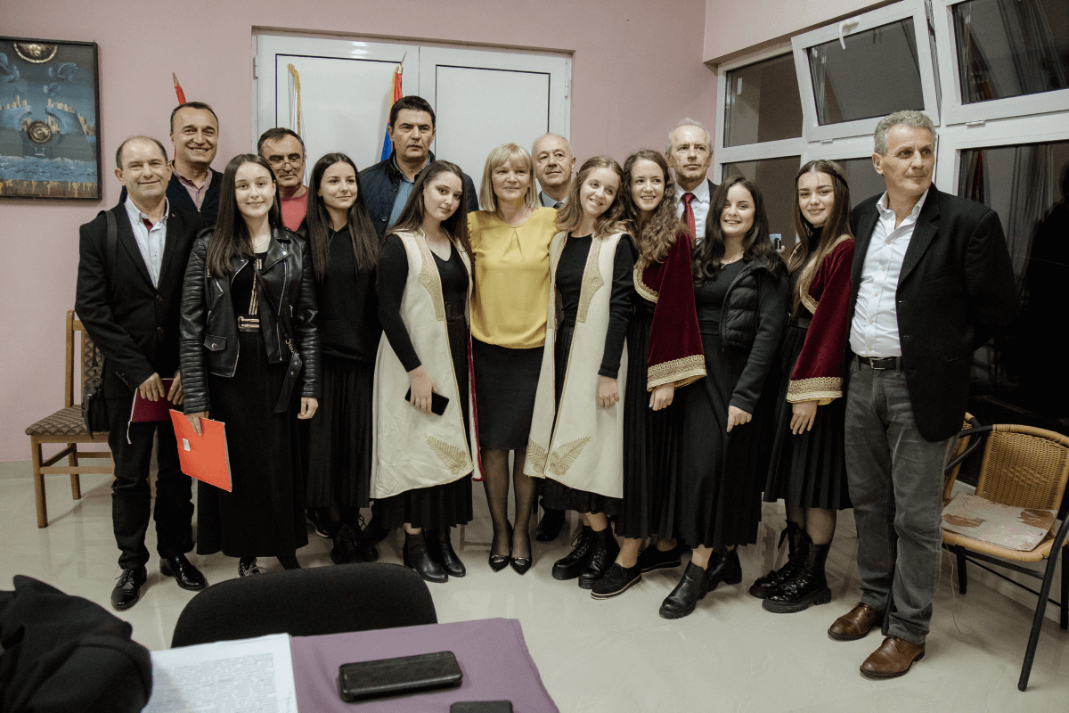 pevačka grupa duhovne svečanosti azbukovica